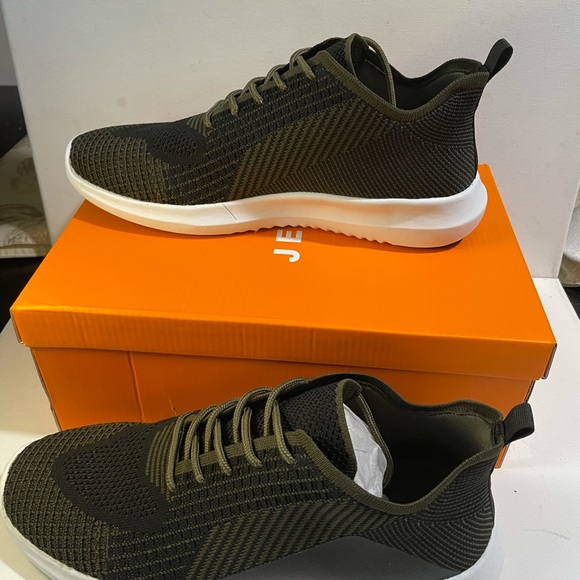 JEKO SPORT SHOES MENS SIZE 9.5. walk, run, stroll - Picture 11 of 13